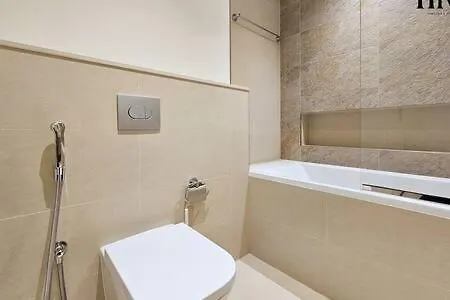 Stunning 2 Bed In Downtown Views Apartman Dubaj