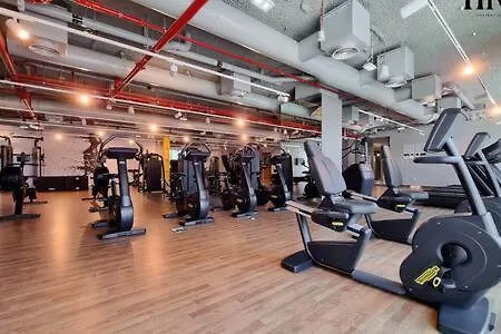 Stunning 2 Bed In Downtown Views Apartment Dubai