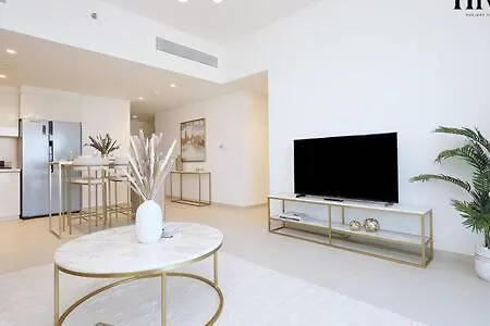 Stunning 2 Bed In Downtown Views Apartment Dubai